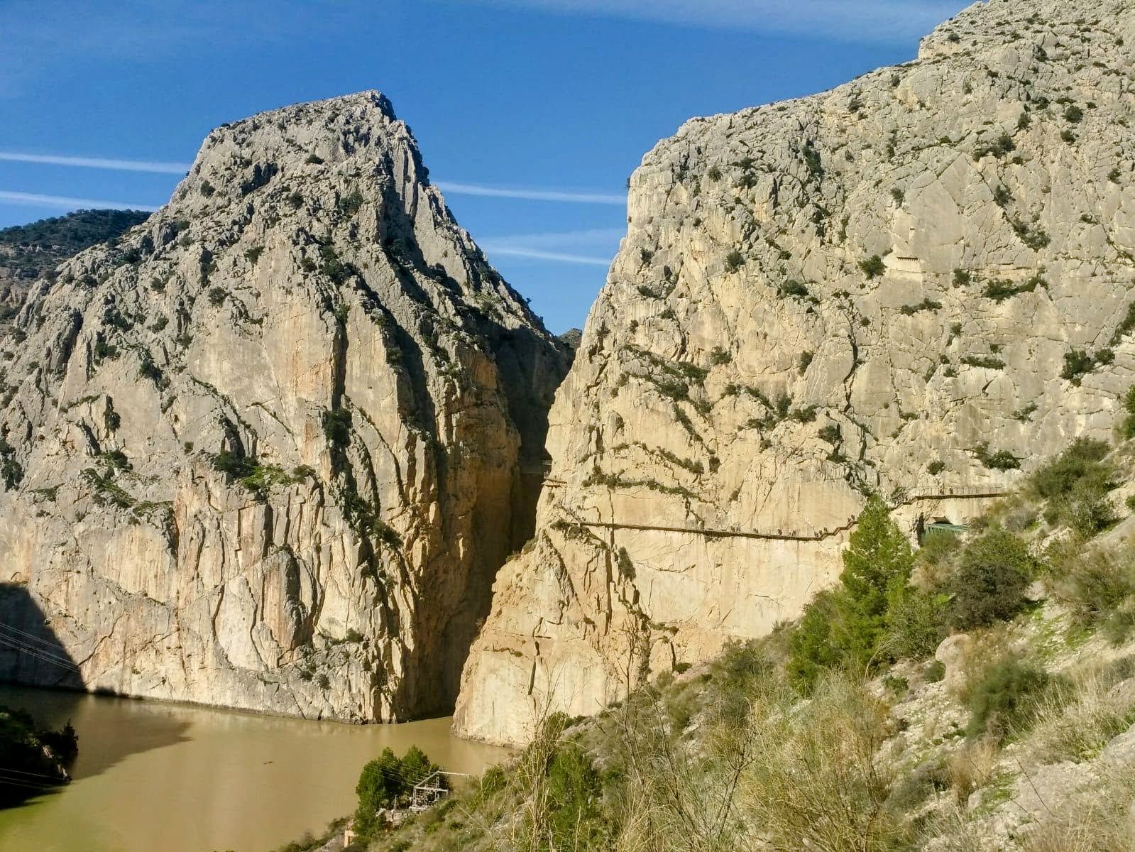 Adéntrate en el Caminito del Rey, el sendero más peligroso del mundo