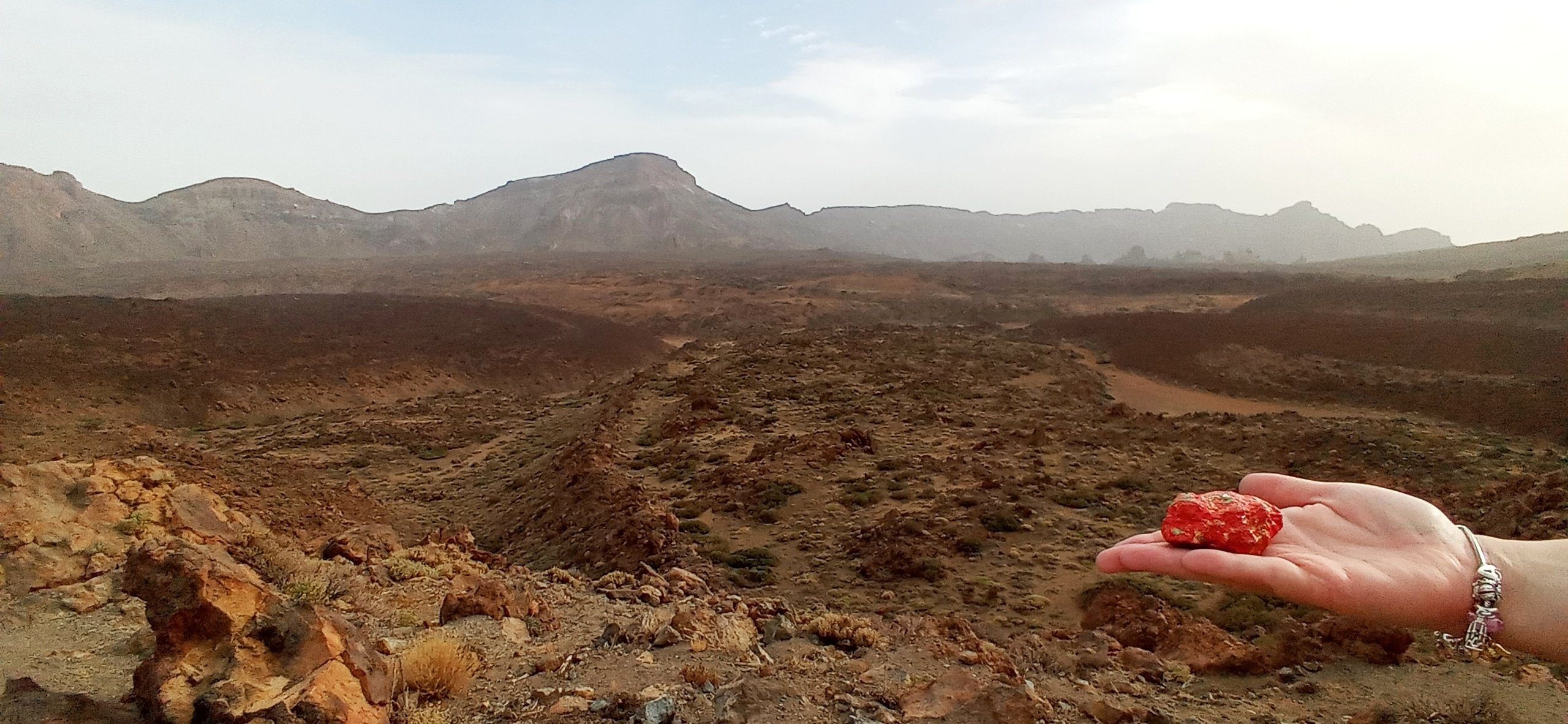 Paisaje del Teide y la Piedra Viajera Parque Nacional del Teide