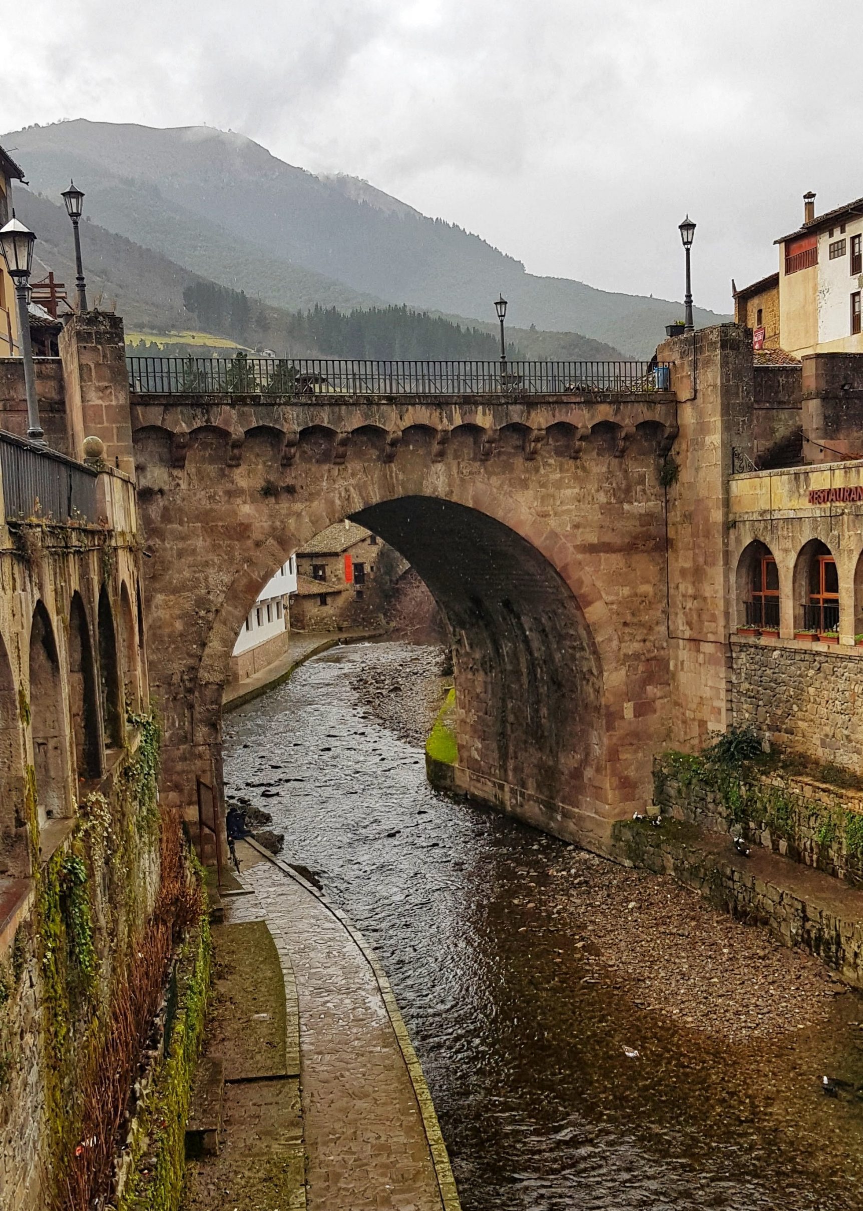 No te olvides de visitar Potes en tu próximo viaje a Cantabria