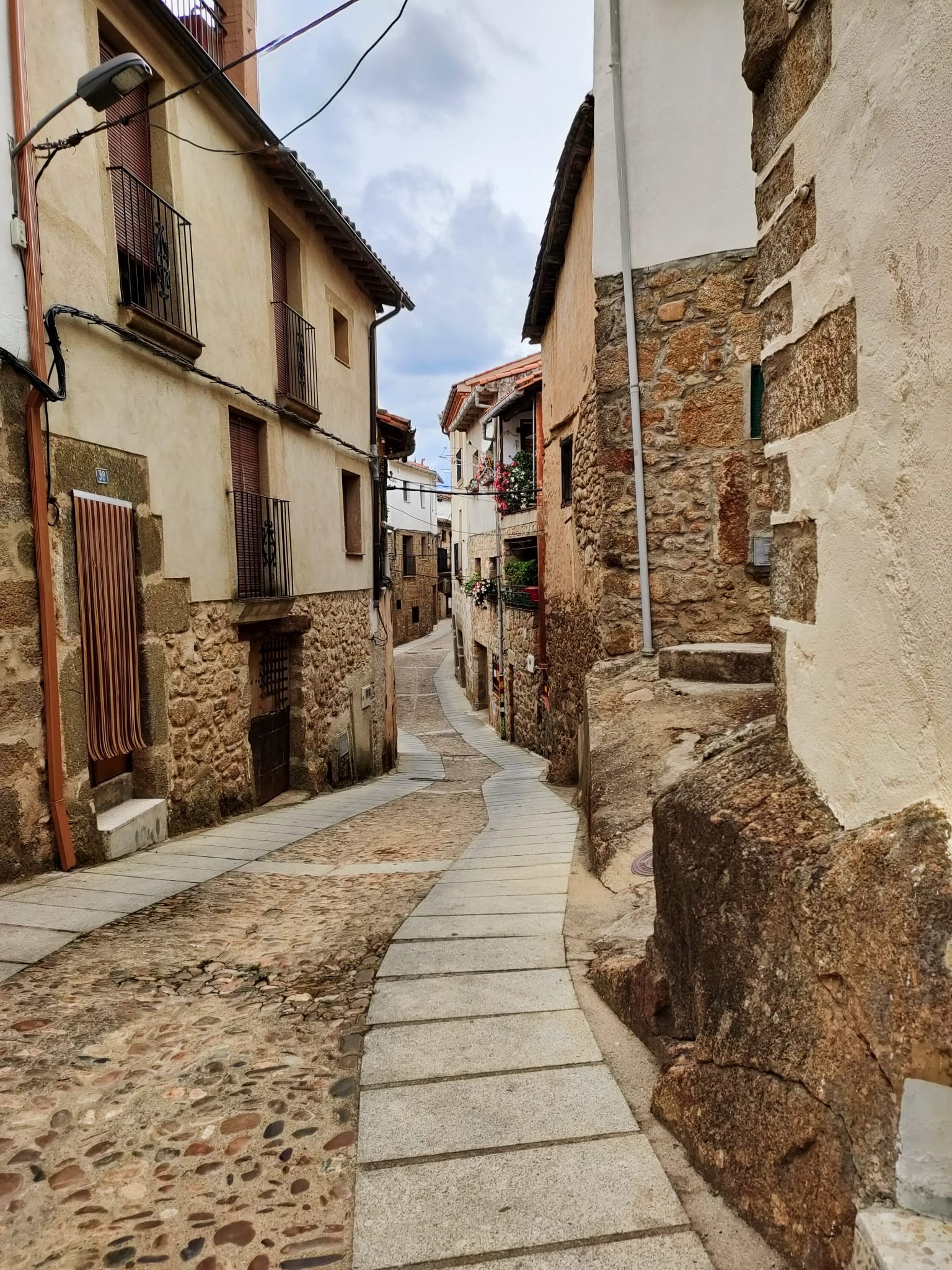 Torre de Don Miguel y Gata ¡2 visitas imprescindibles!