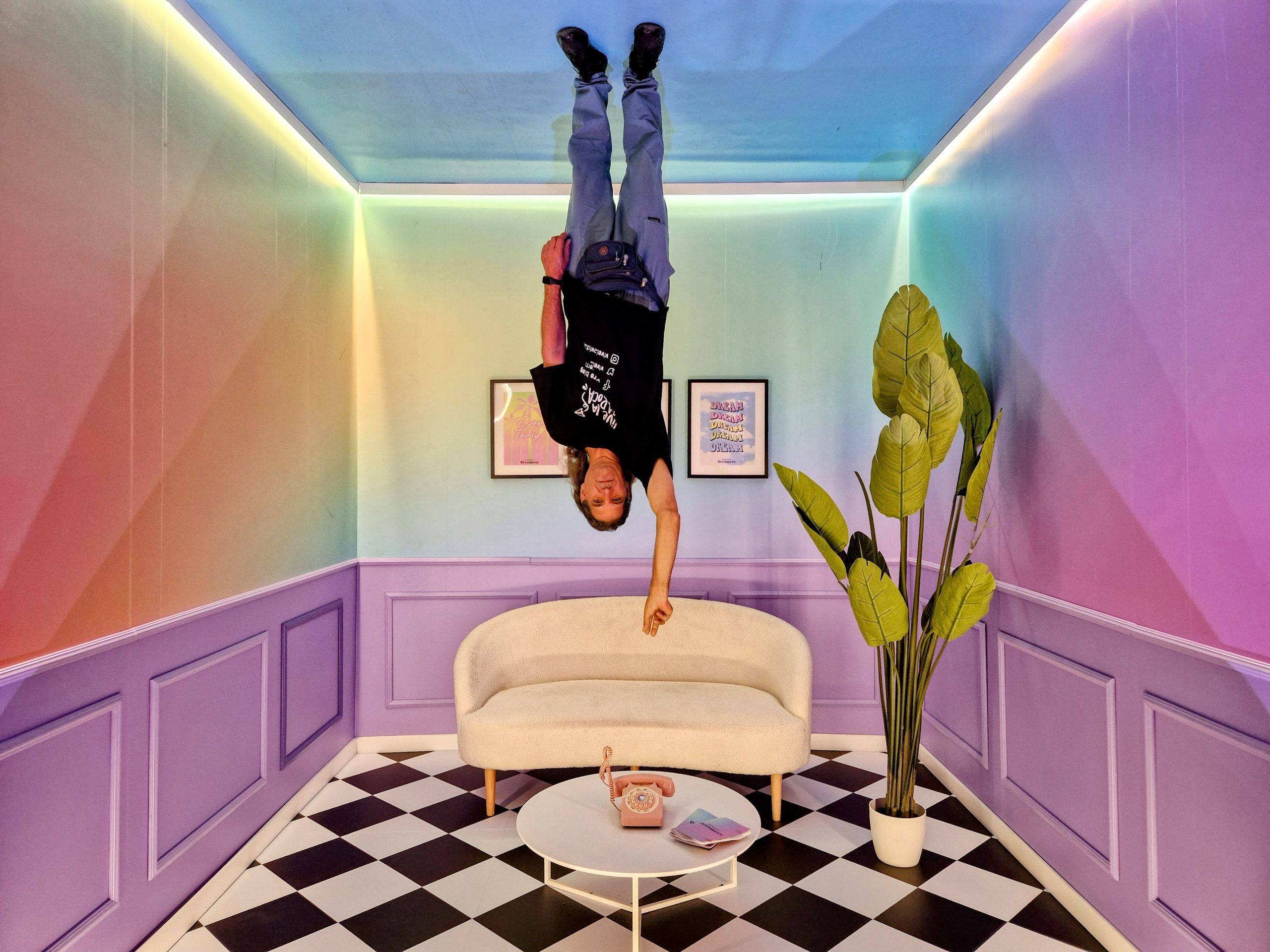 El suelo es el techo Museum of Dreamers, la experiencia más instagrameable llega a Madrid. ¿Te lo vas a perder?