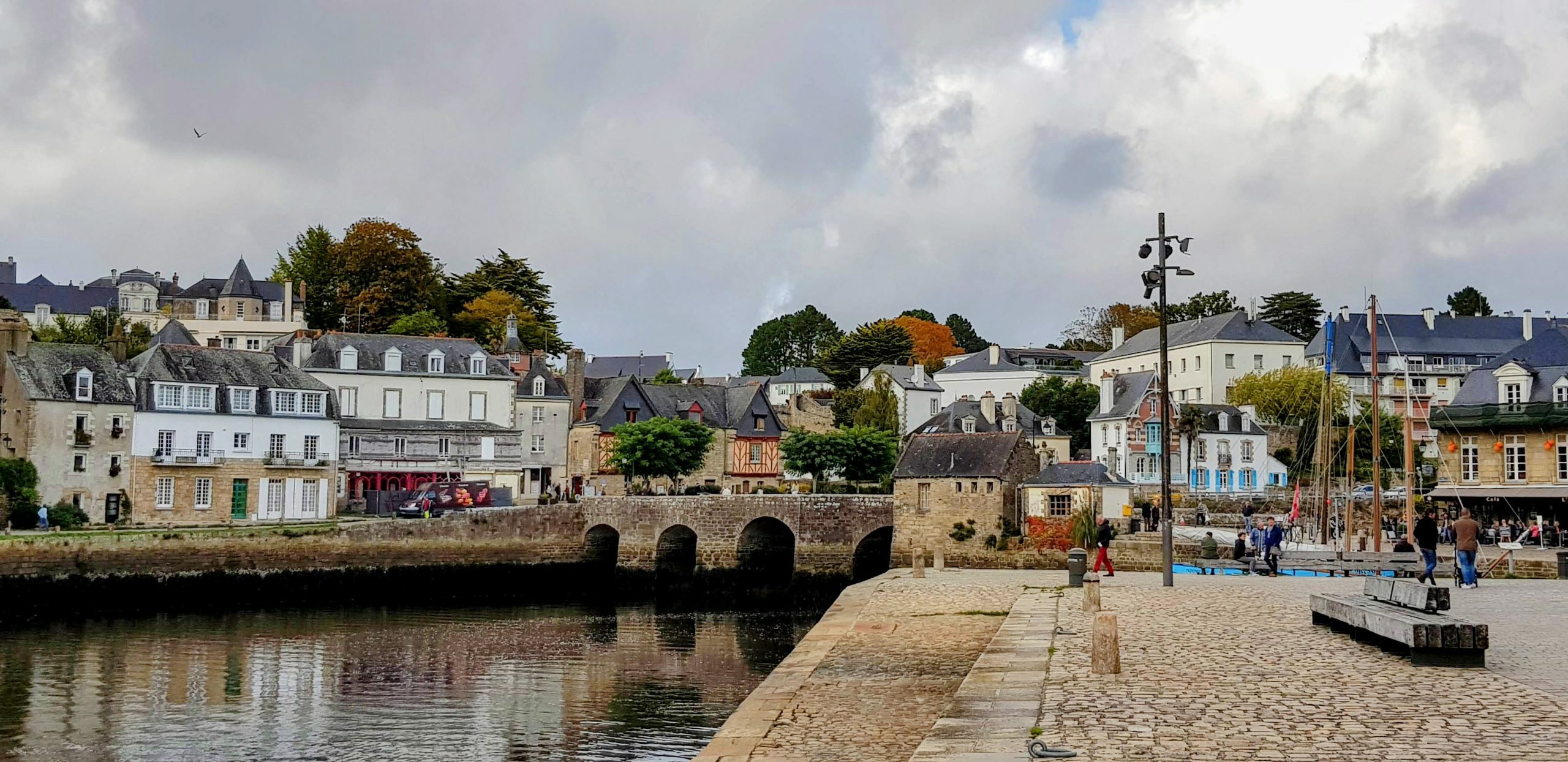 Auray